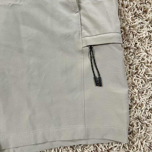 Legendary Outfitters Men’s Soft Cargo Tech Shorts Tan, Size 36 (New) - Picture 9 of 12